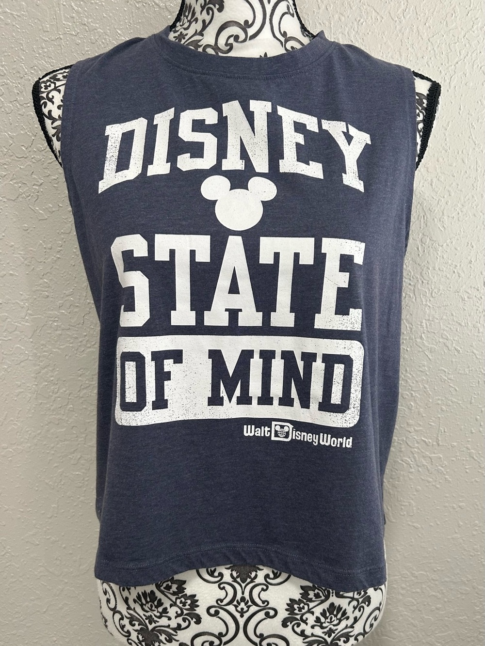 Disney Parks State of Mind Semi-cropped Tank Top Size Medium